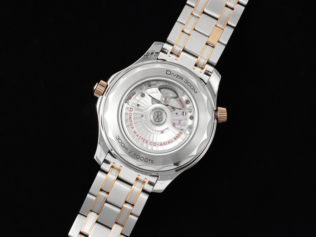 Omega SEAMASTER Seamaster Planet Ocean 210.30.42.20.01.001