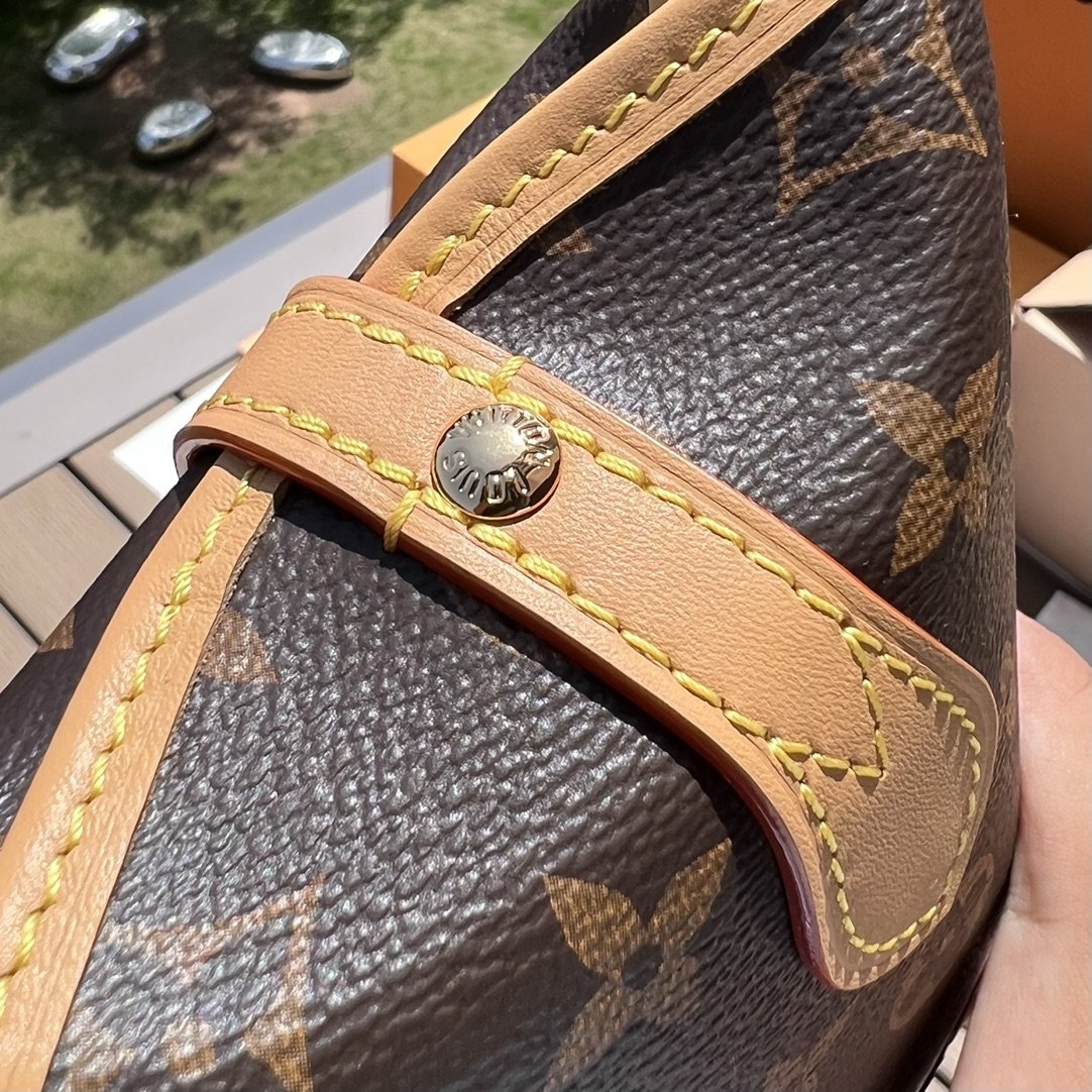 LV163768 bag