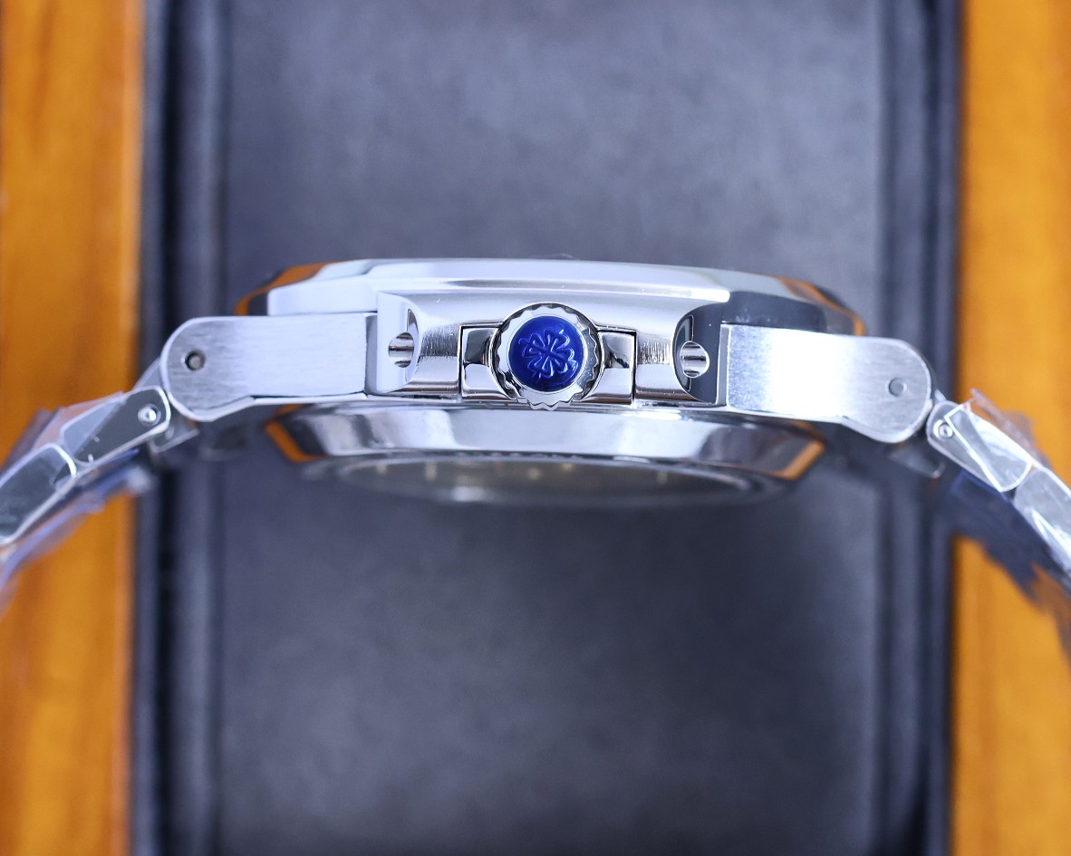 Patek Philippe's king of steel watches, the Nautilus 5711A watch,