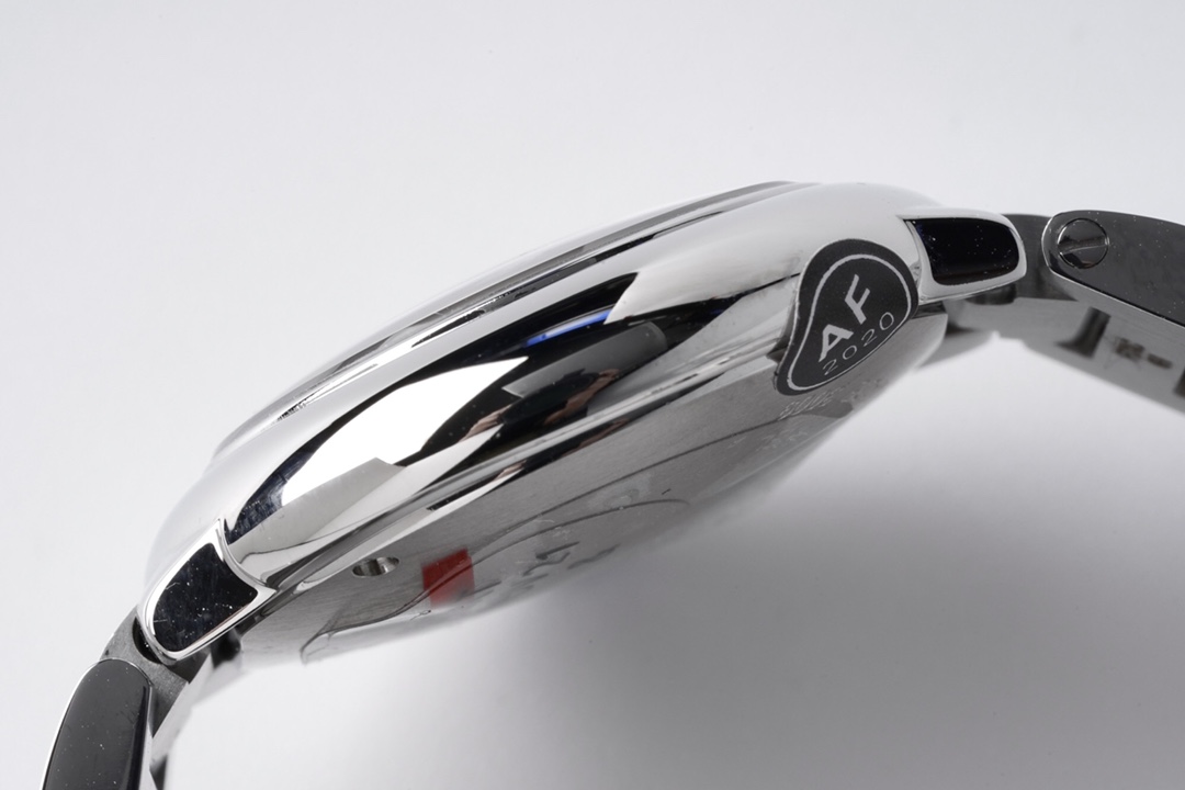 Cartier 28mmW2BB0009 ladies watch!