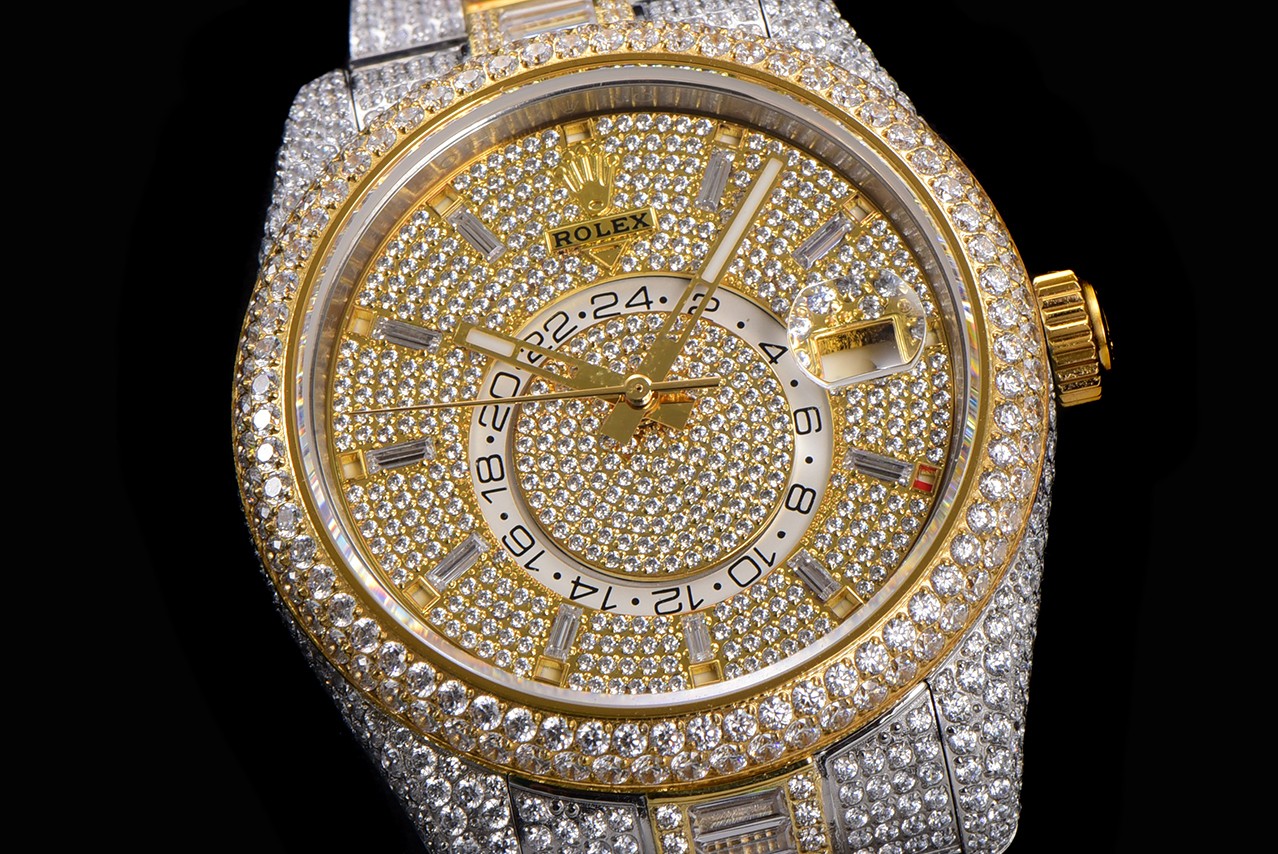 Rolex Sky-Dweller. Sky-Dweller custom version is coming 655984