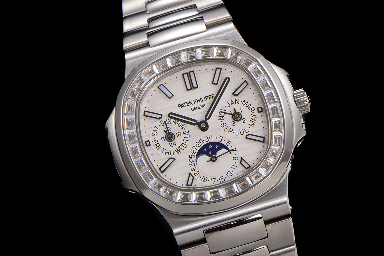 Patek Philippe 5740/1G-001 - the ultra-complex multi-functional Nautilus complex watch