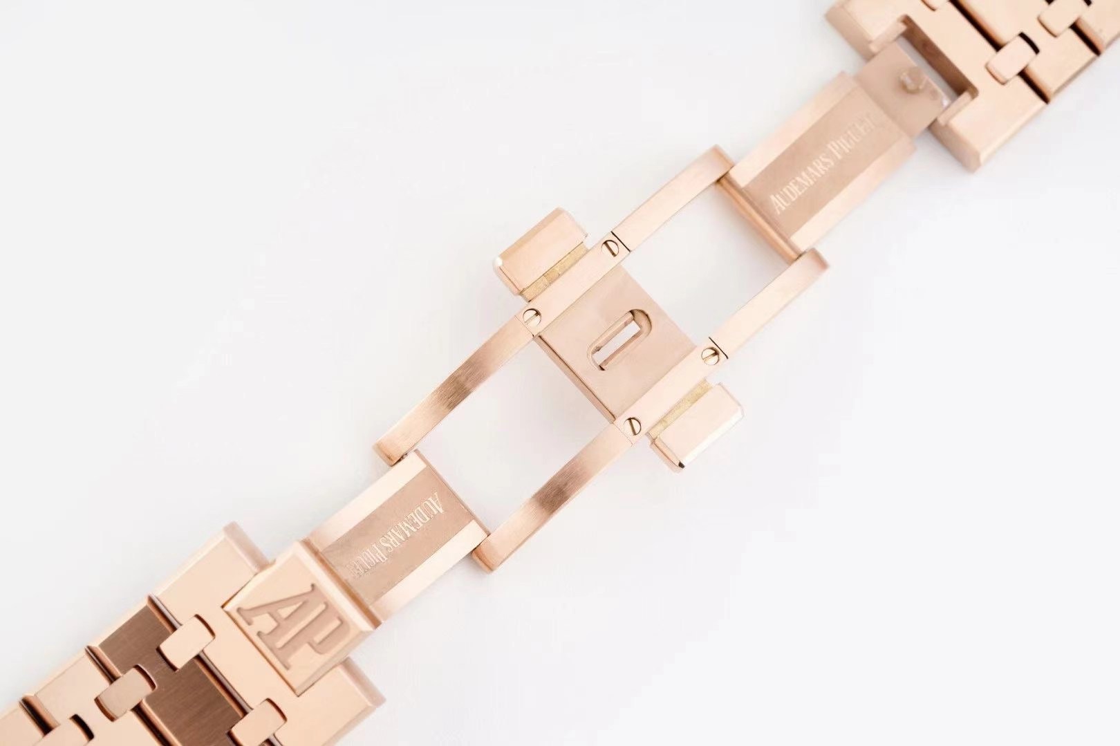 Audemars Piguet Royal Oak series multi-functional watches 26574 and 26606