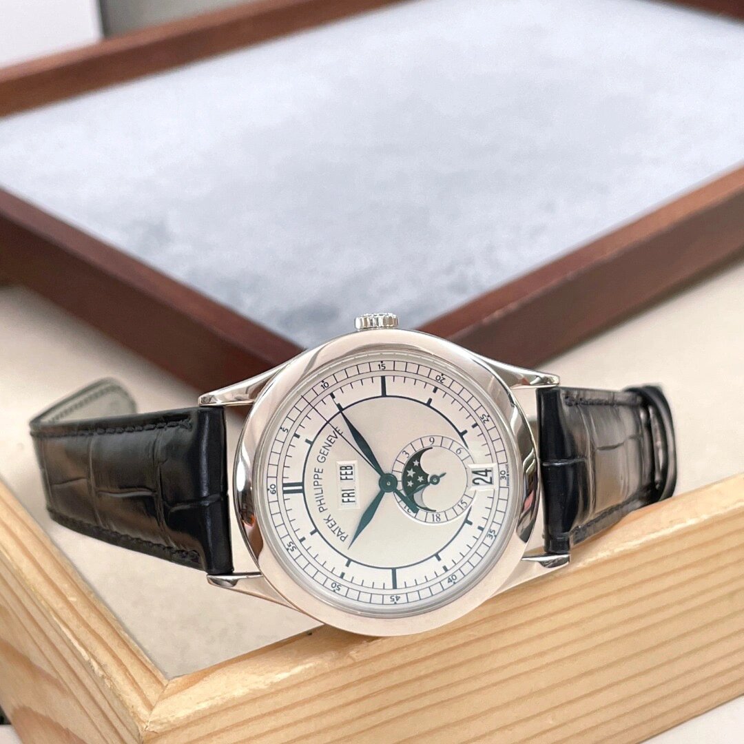 Patek Philippe Complication Chronograph 5396 series