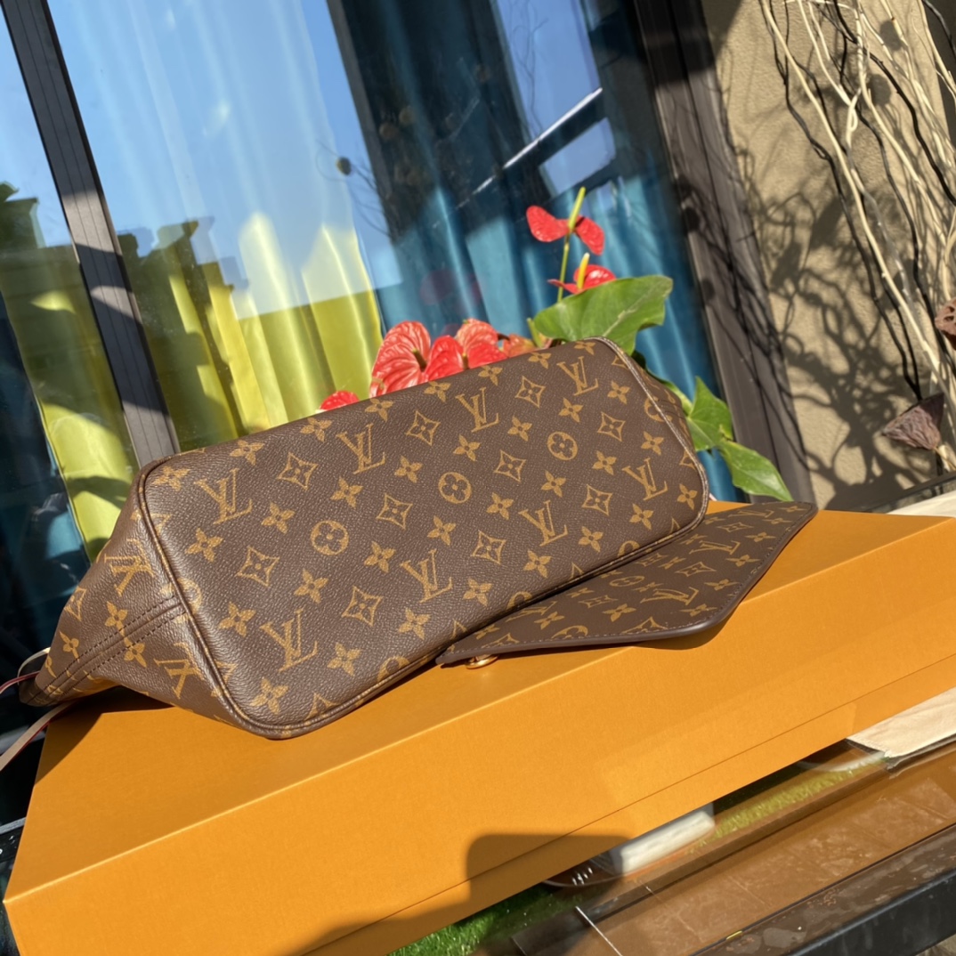 LV 164075 bag style