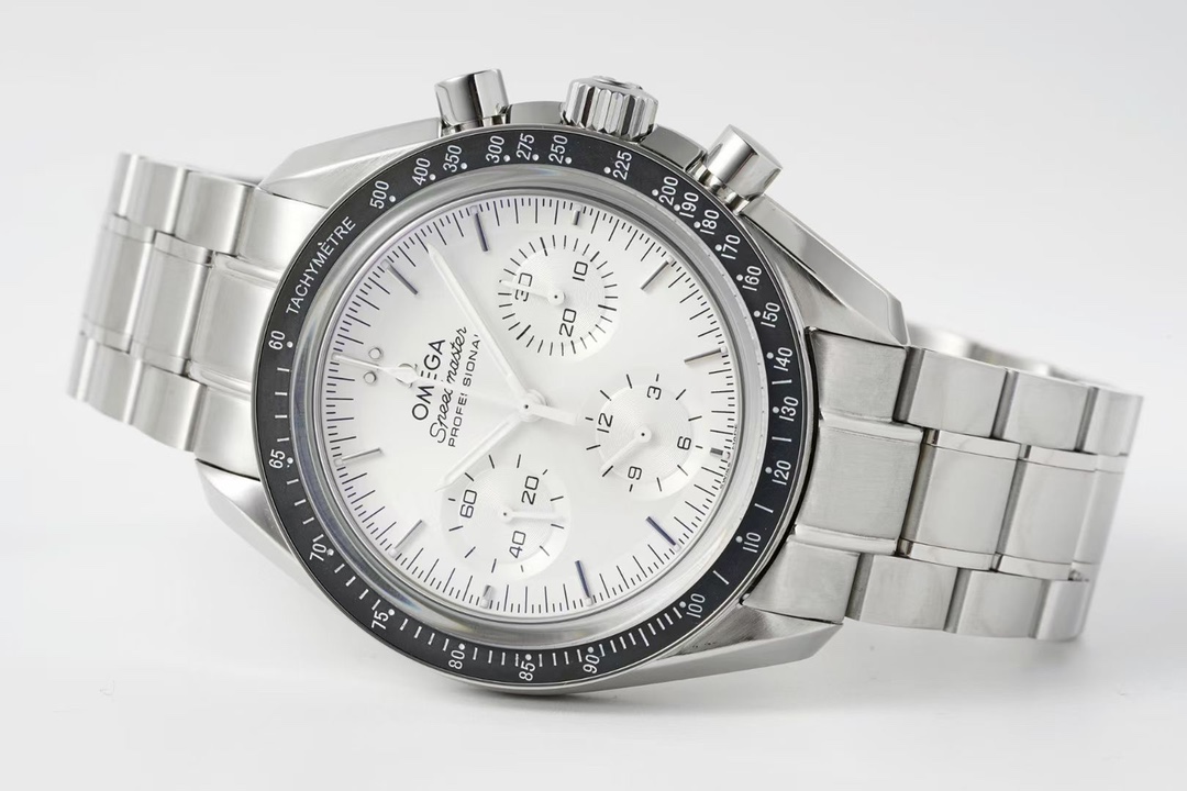 Omega Speedmaster series running seconds chronograph mechanical men's watch