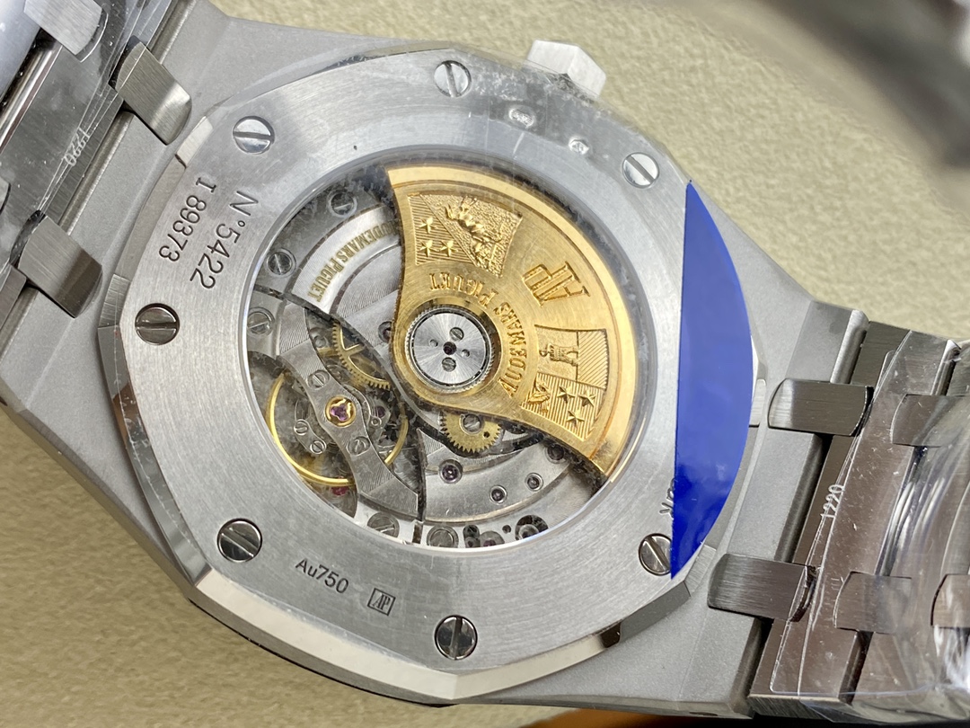 Audemars Piguet Frost Gold 15410