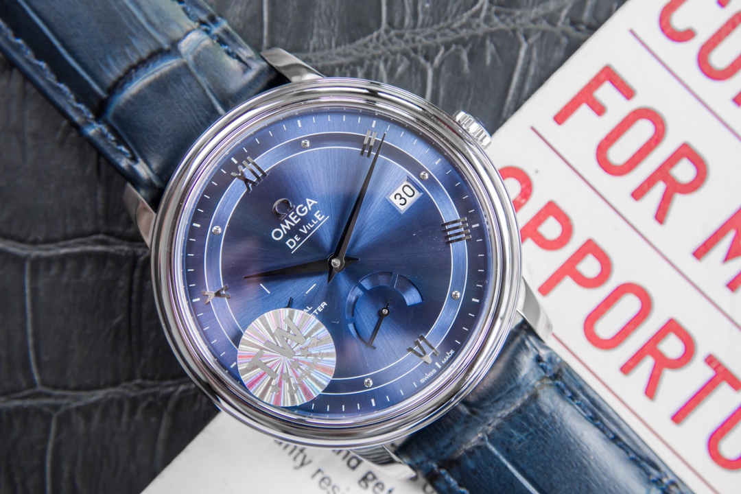 Omega Kinetic Die Fei is equipped with 2824