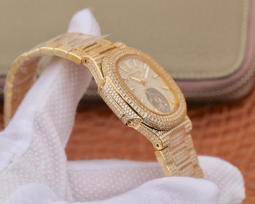 The unique and charming design of the Patek Philippe Starry Tourbillon Watch