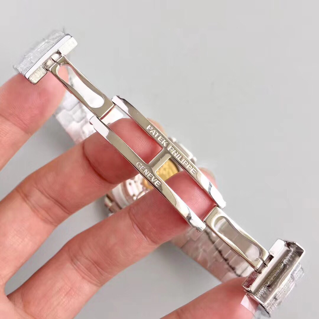 Patek Philippe sports series Nautilus, 5719/1G-001 watch