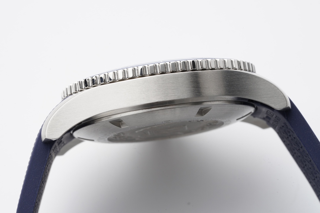 Longines Concas in the water, the glory comes.