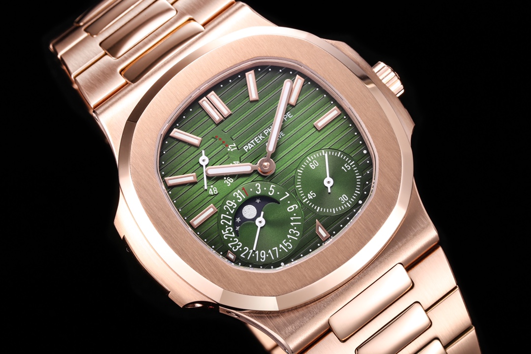 Patek Philippe 5712GR 