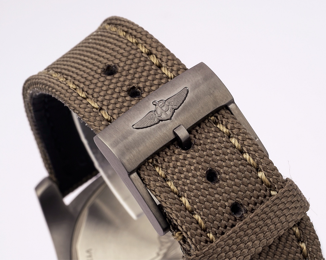 Breitling Blackbird reconnaissance aircraft watch