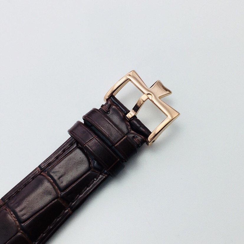 Vacheron Constantin TRADITIONNELLE 85520/000R-9850 men's watch!