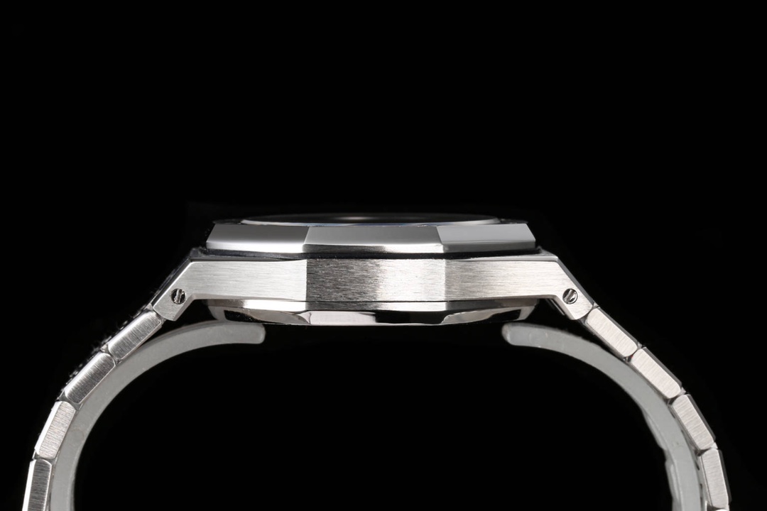 Audemars Piguet Royal Oak models 15550ST - 15451ST