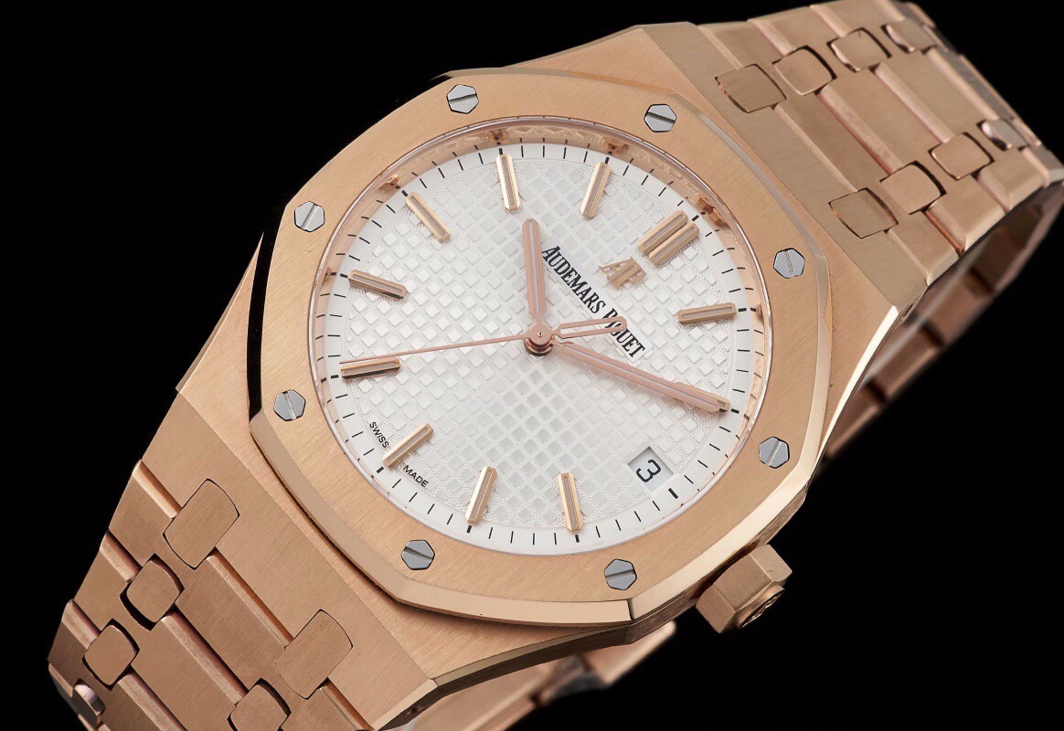 Audemars Piguet Royal Oak 15500V2 version