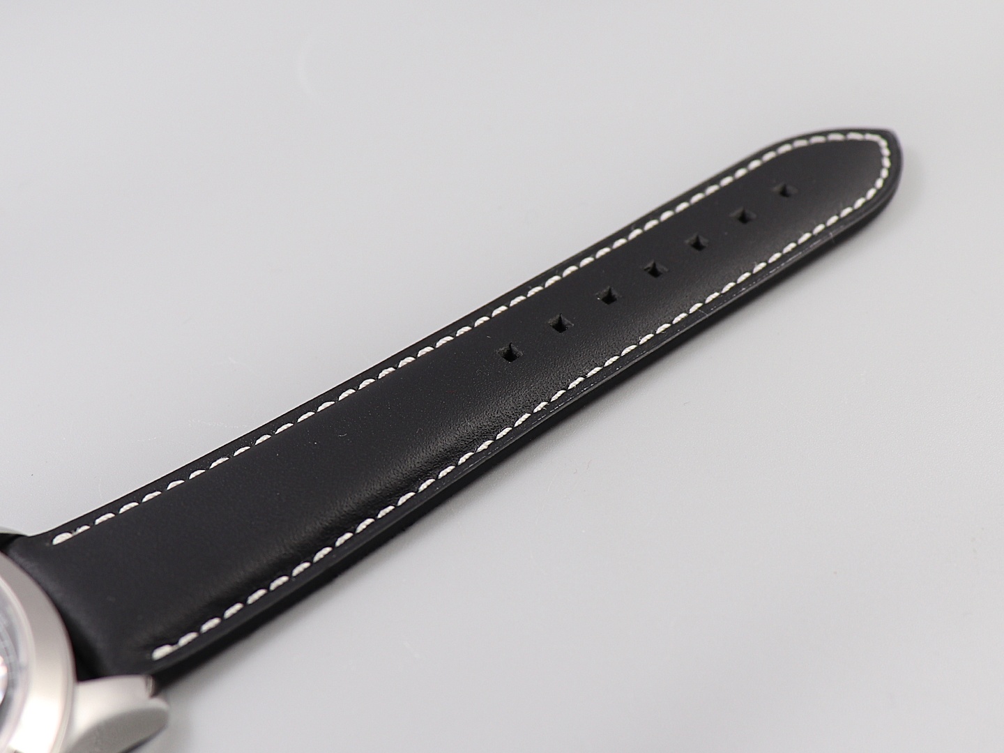 Patek Philippe time zone function ref.5524 Calatrava pilot travel time watch series