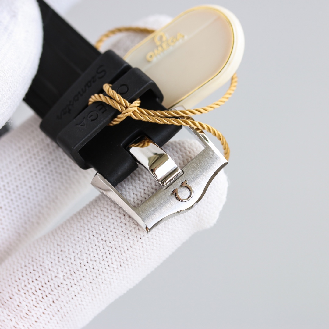 Omega Seamaster 300M 