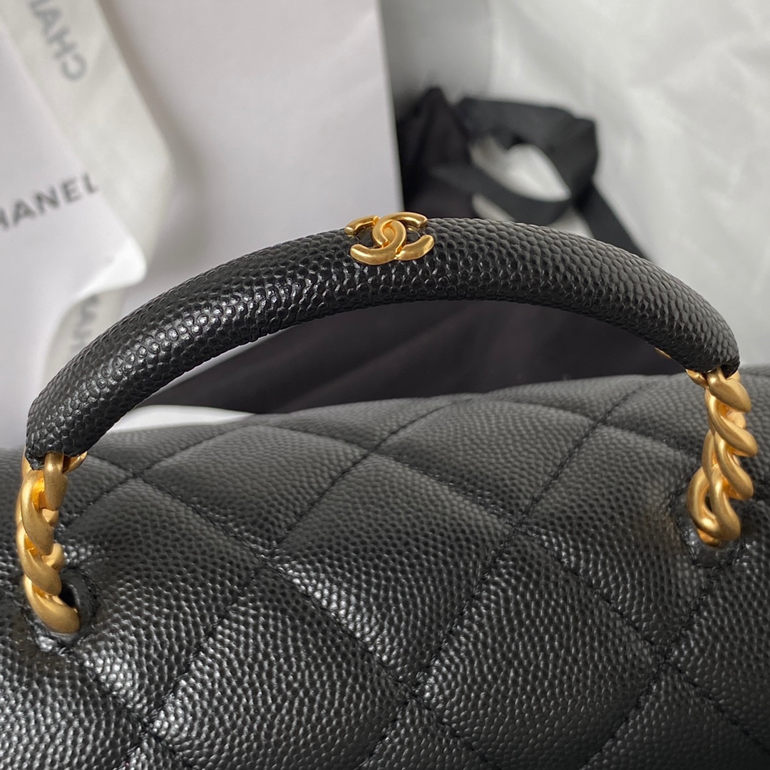 Chanel AS4008 bag