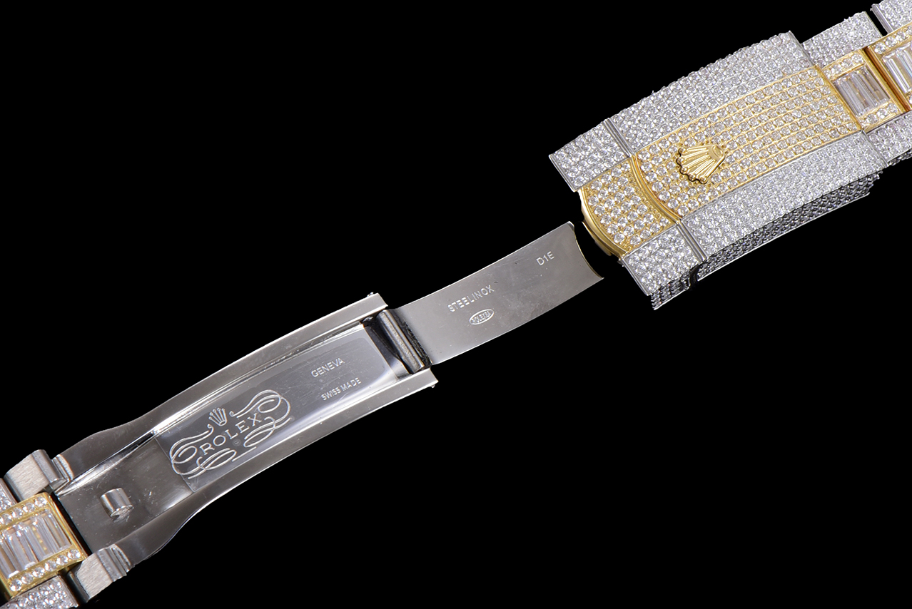 Rolex Sky-Dweller. Sky-Dweller custom version is coming 655984