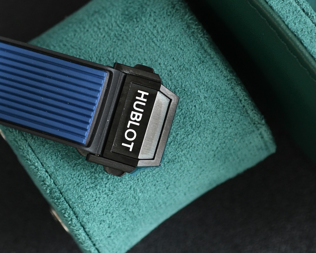 The new model follows the BIG BANG series and is made