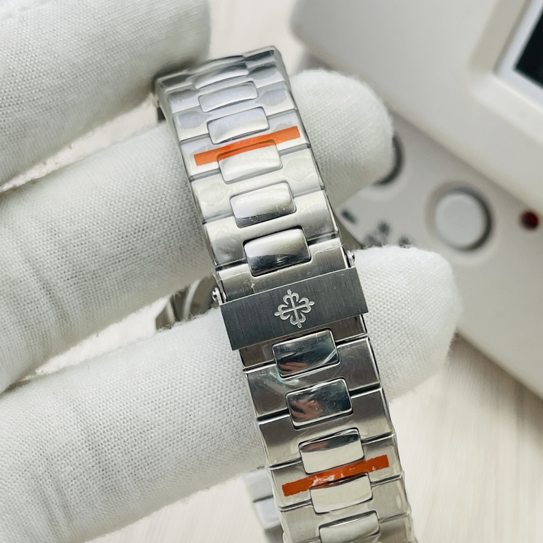 Patek Nautilus 5711 Pattek co-branded Tiffany global limited edition!