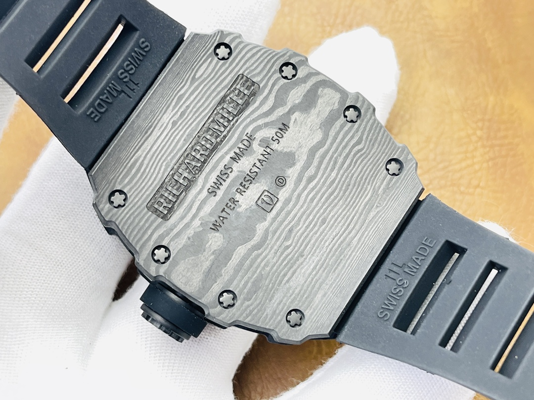 Chad Mille 35-03 blue watch is a watch