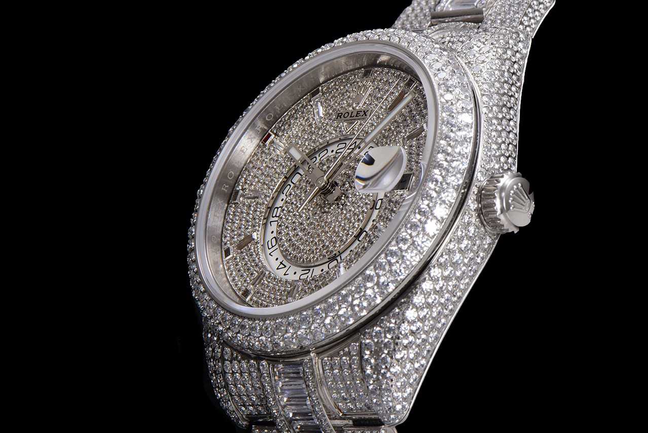 Rolex Sky-Dweller. Sky-Dweller custom version is coming 655983,