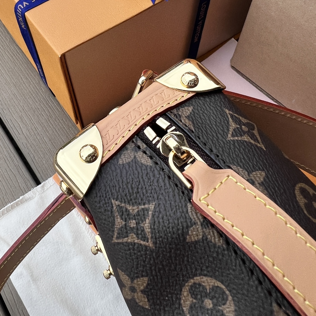 LV165015 bag