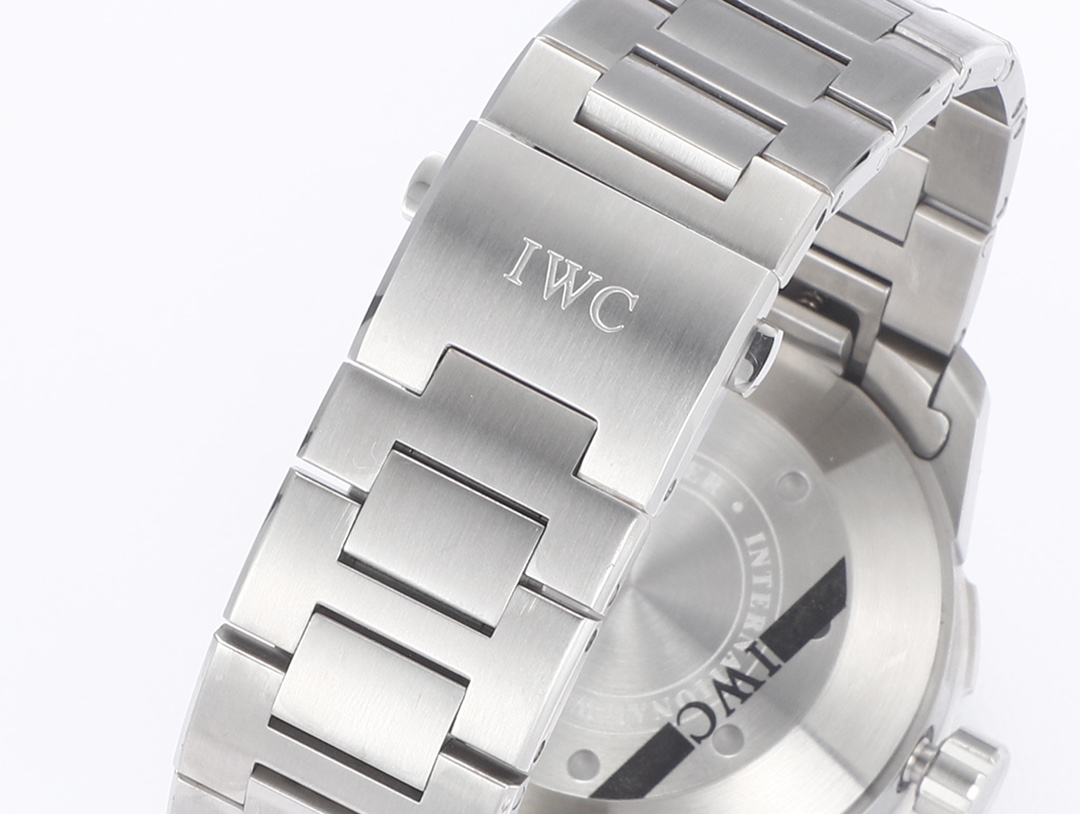 IWC's Ocean series has a history of nearly 50 years.
