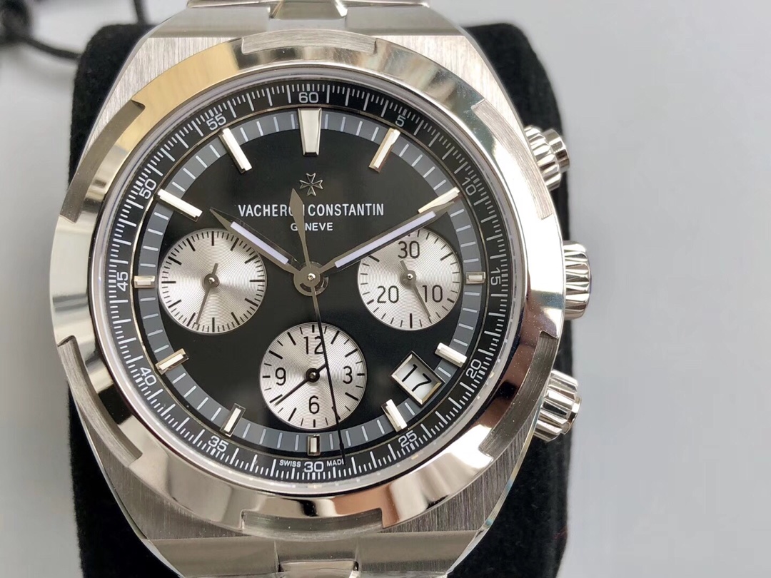Vacheron Constantin Overseas 5500V