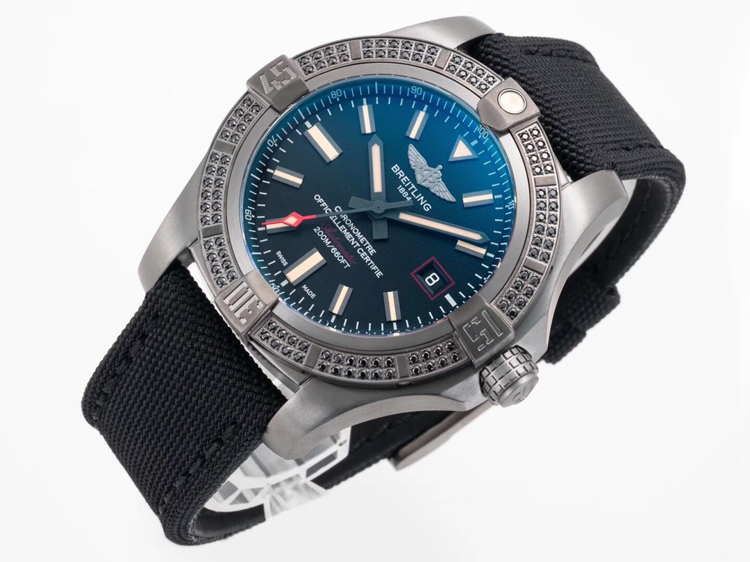 Breitling Avenger Blackbird V2 upgraded version with
