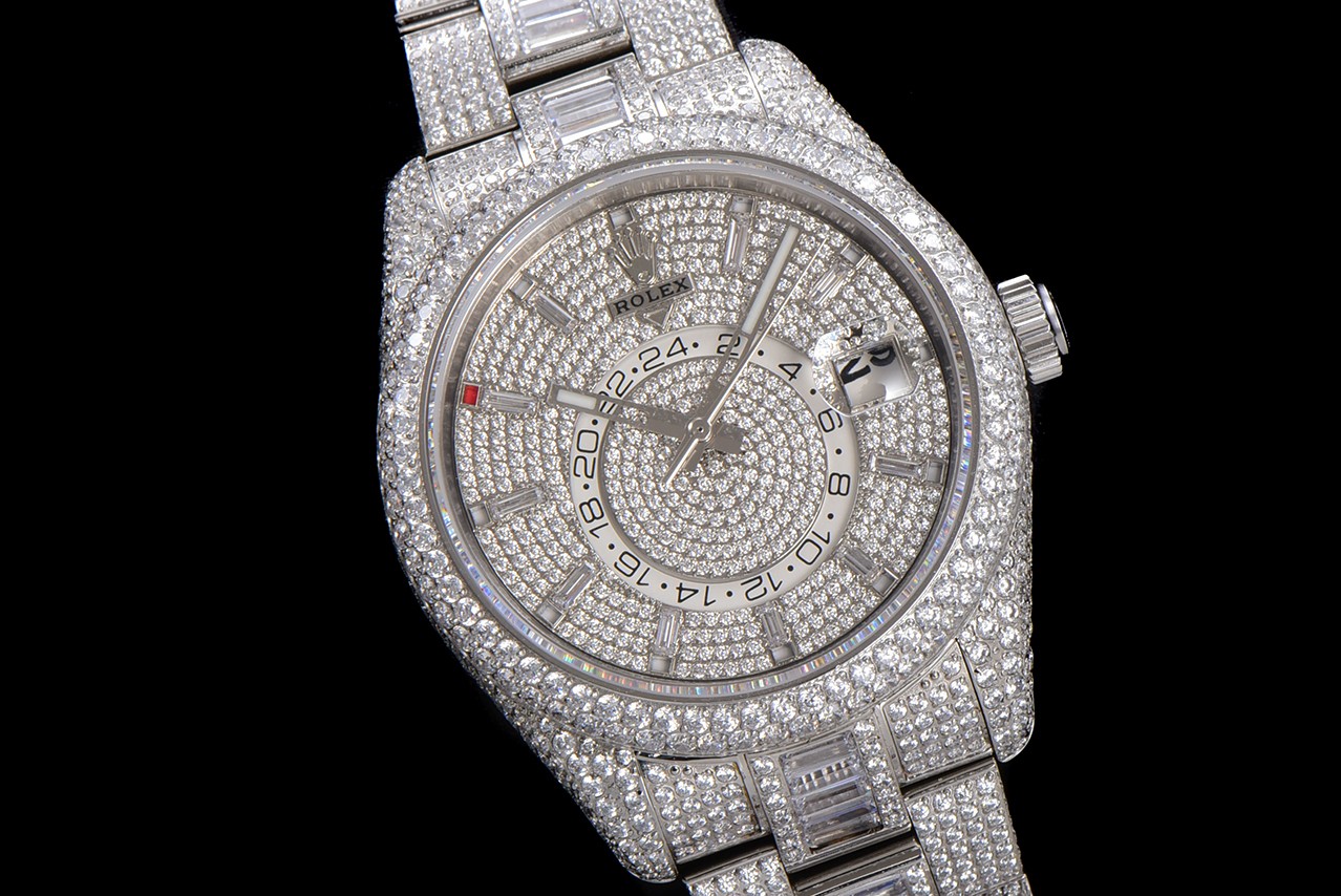 Rolex Sky-Dweller. Sky-Dweller custom version is coming 655983,