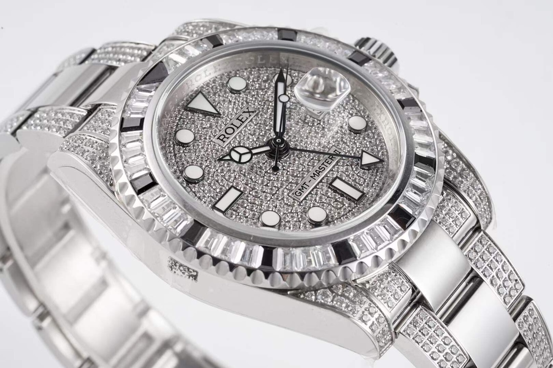 Rolex GMT-Master II Diamond Custom Edition 116768-SARU