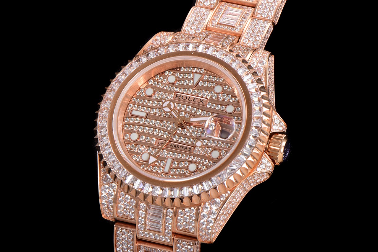 Rolex Greenwich II with pavé diamonds——ROLEX116769TBR-74779B