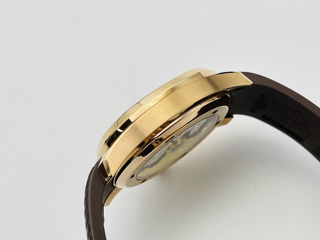 Patek Philippe Complications🔥AQUANAUT Traveler Series