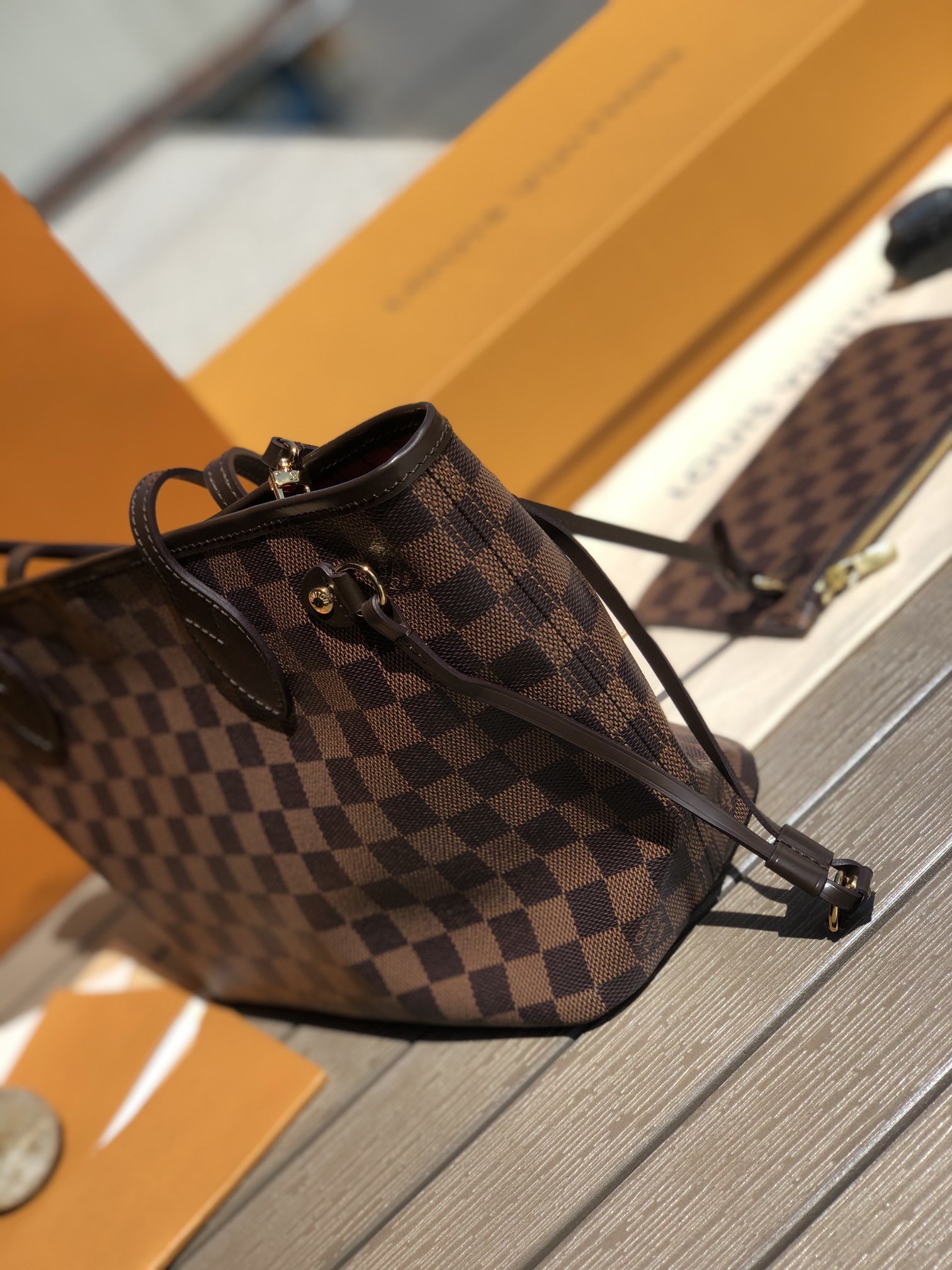LV 164019 bag
