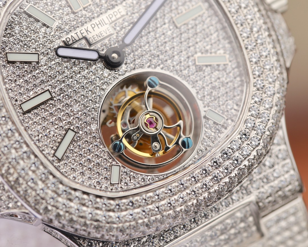 The unique and charming design of the Patek Philippe Starry Tourbillon Watch