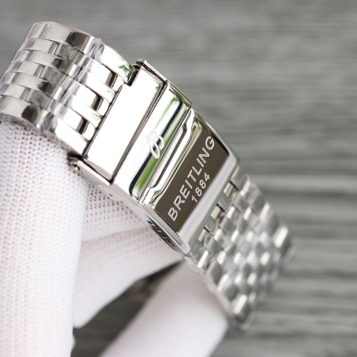 The Breitling B01 Chronograph 42 Premier