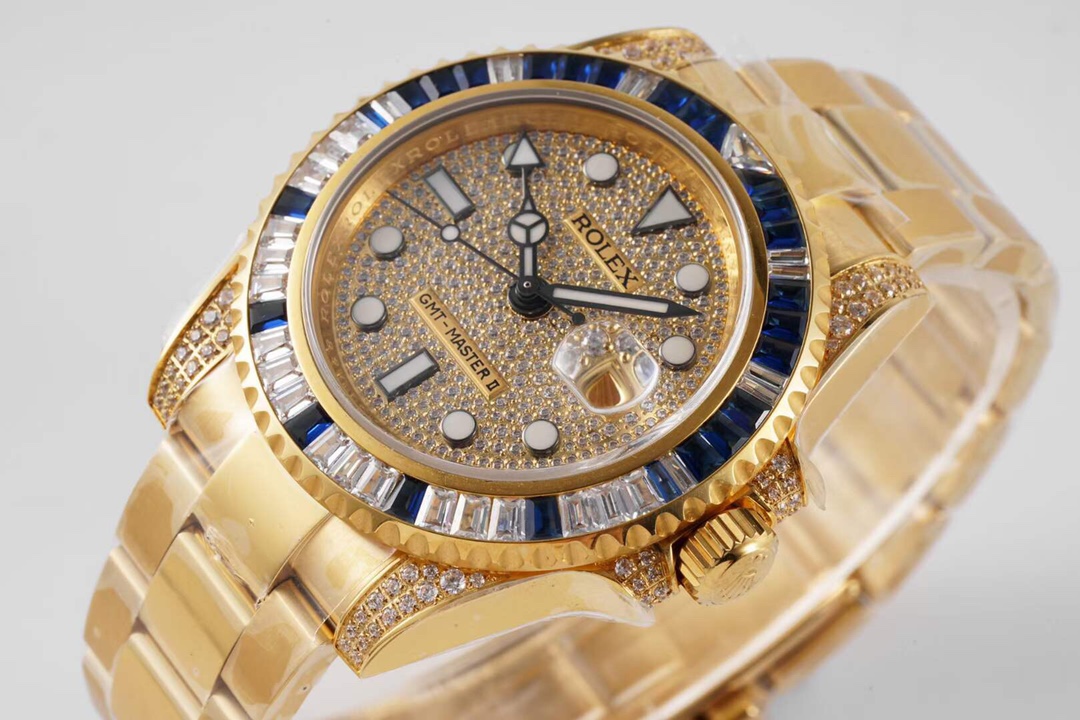 Rolex Greenwich-Master 116759 SAru-78209 Custom Edition with Diamonds on the Back