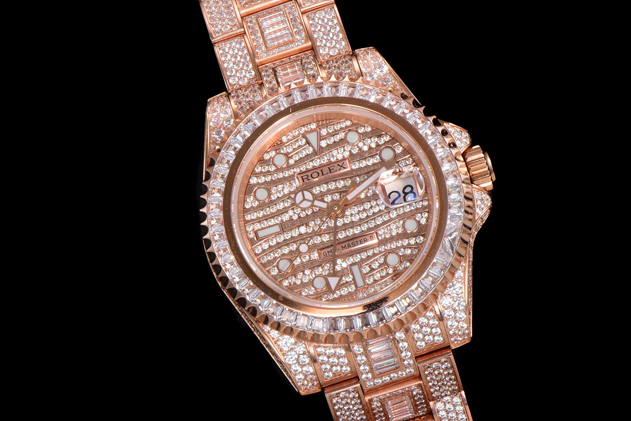 Rolex Greenwich II with pavé diamonds——ROLEX116769TBR-74779B