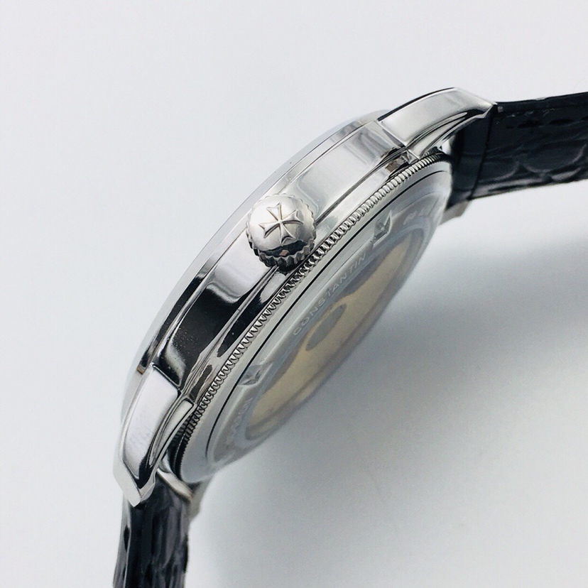 Vacheron Constantin TRADITIONNELLE 85520/000R-9850 men's watch!