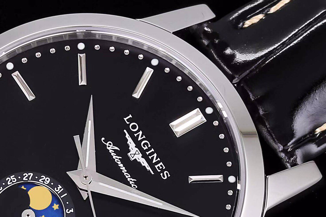 Longines L4.826.4.92.2 moon phase watch