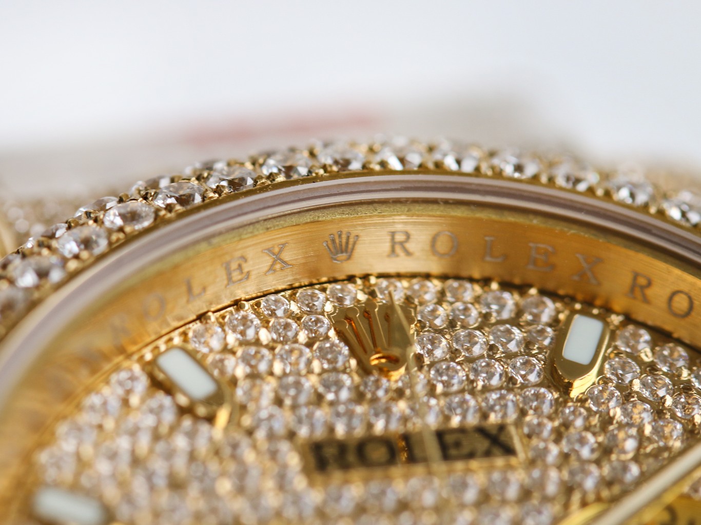 Rolex Daytona top full diamond 116897MZ