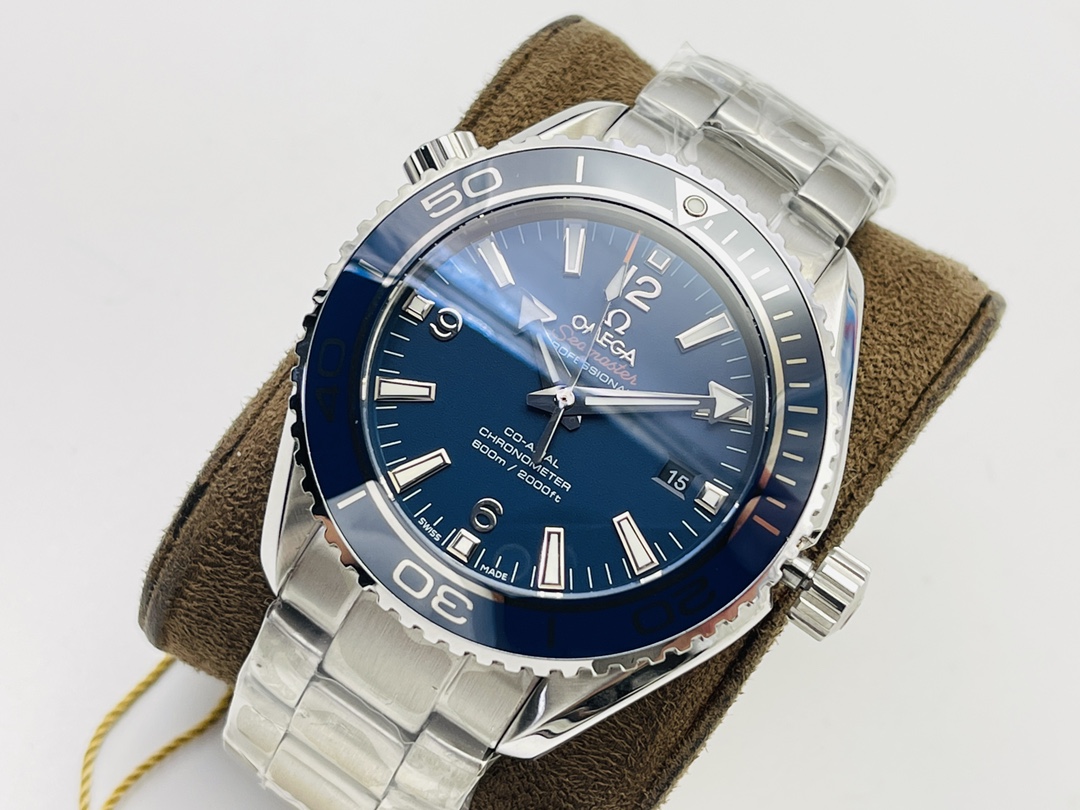 Omega Omega Seamaster Series 600-meter Diving Men's Watch!