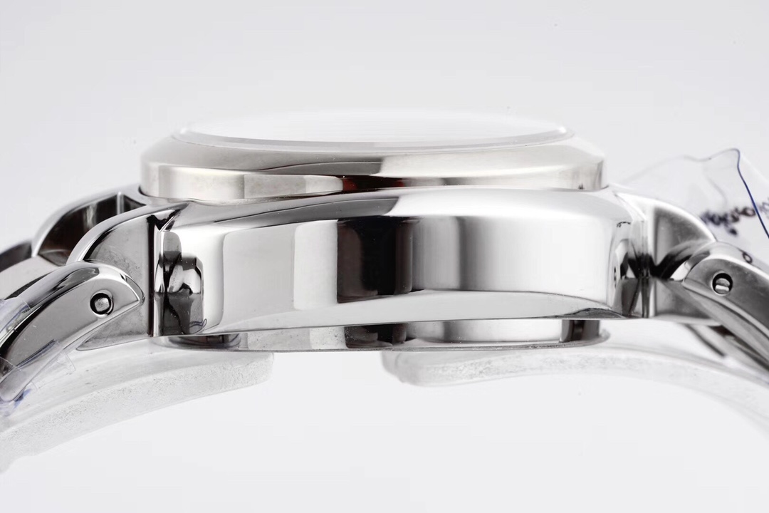 Longines Xinyue series watch.