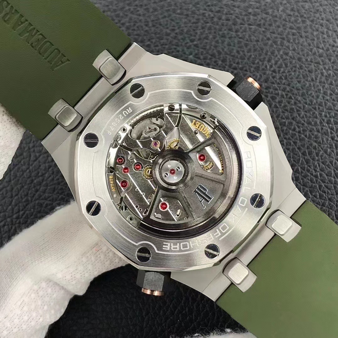 Audemars Piguet diving watch - new Audemars Piguet 15720! Watch size 42mmX14.2!