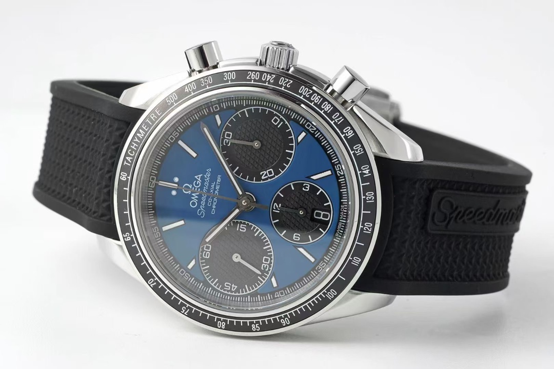 Omega Speedmaster series 326.32.40.50.06.001 multi-function chronograph watch.