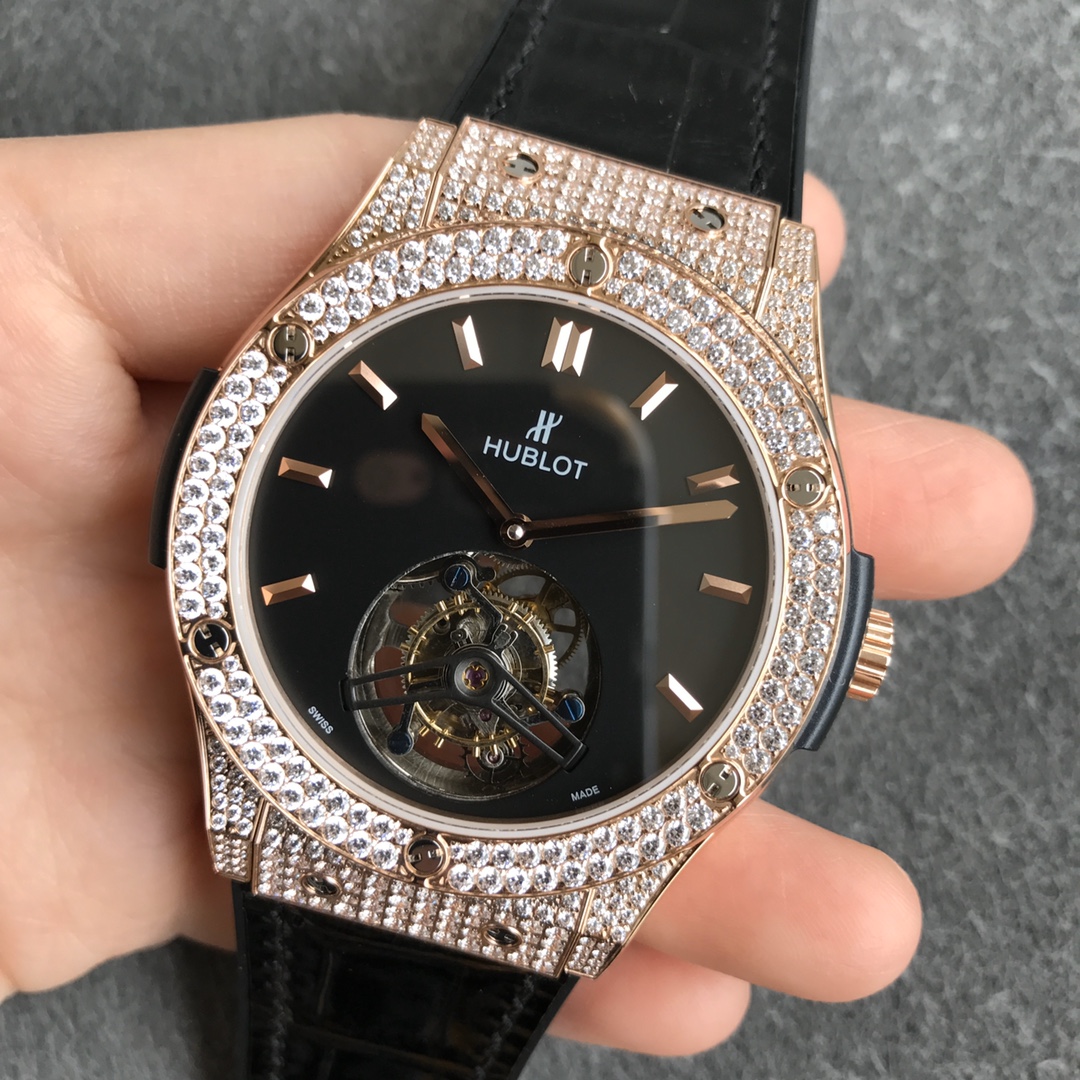 Hublot (CLASSIC FUSION) series tourbillon alone creates the thinnest tourbillon watch in the classic fusion series