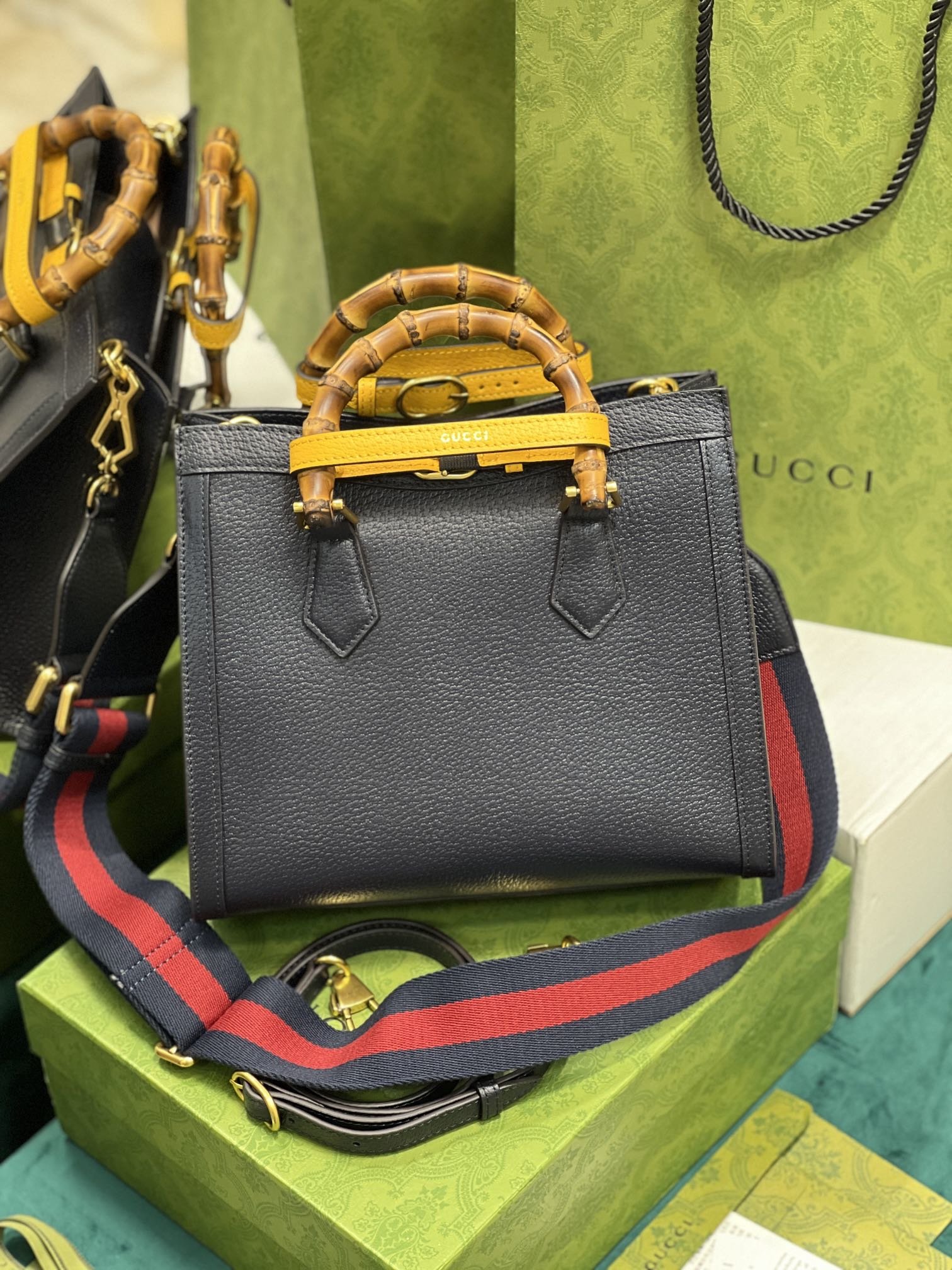 𝗚𝘂𝗰𝗰𝗶 𝗗𝗶𝗮𝗻𝗮702721 bag